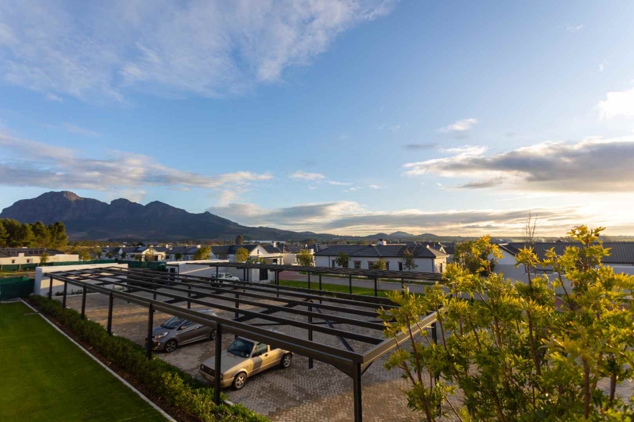 1 Bedroom Property for Sale in Val De Vie Estate Western Cape